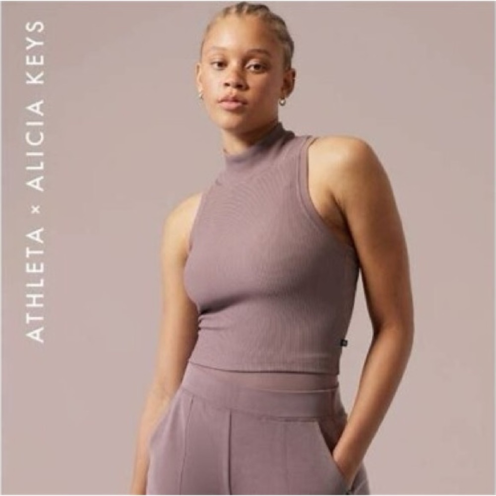 Athleta Mauve Ribbed Fitted Crop